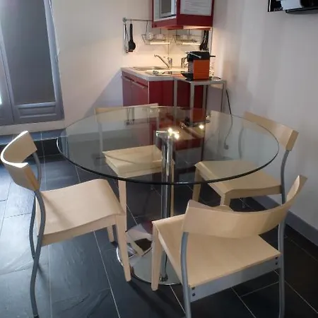 Des Canuts * Лион