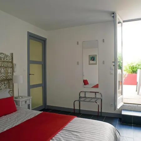 Дом отдыха Des Canuts Лион