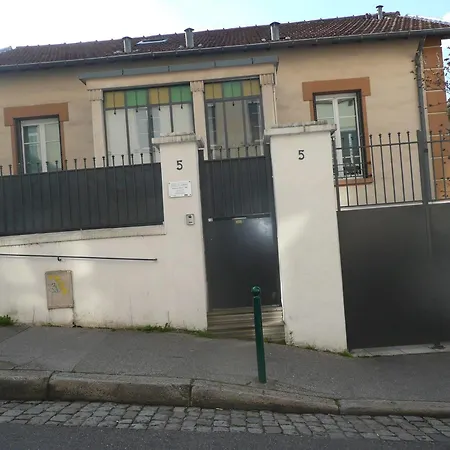 Des Canuts Bed & Breakfast Lyon